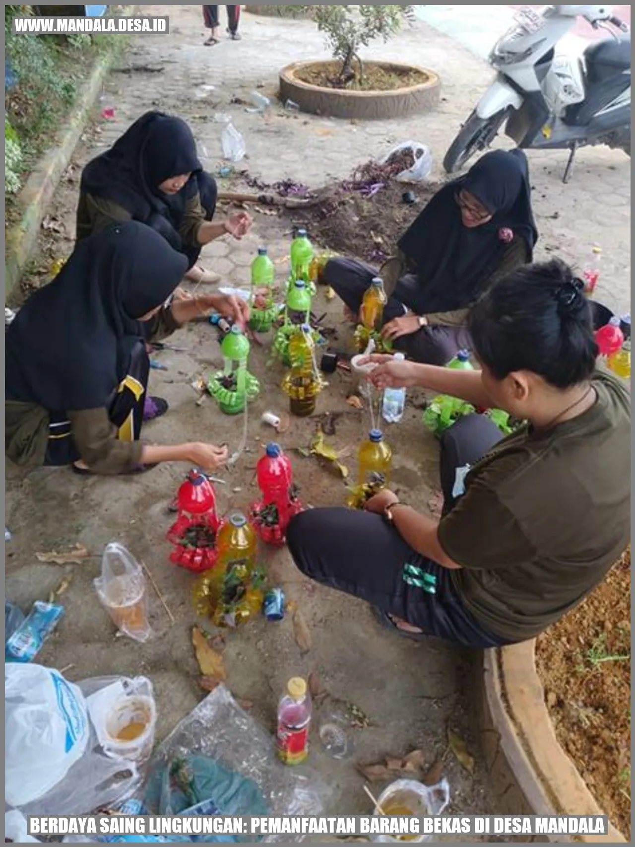 Berdaya Saing Lingkungan: Pemanfaatan Barang Bekas di Desa Mandala